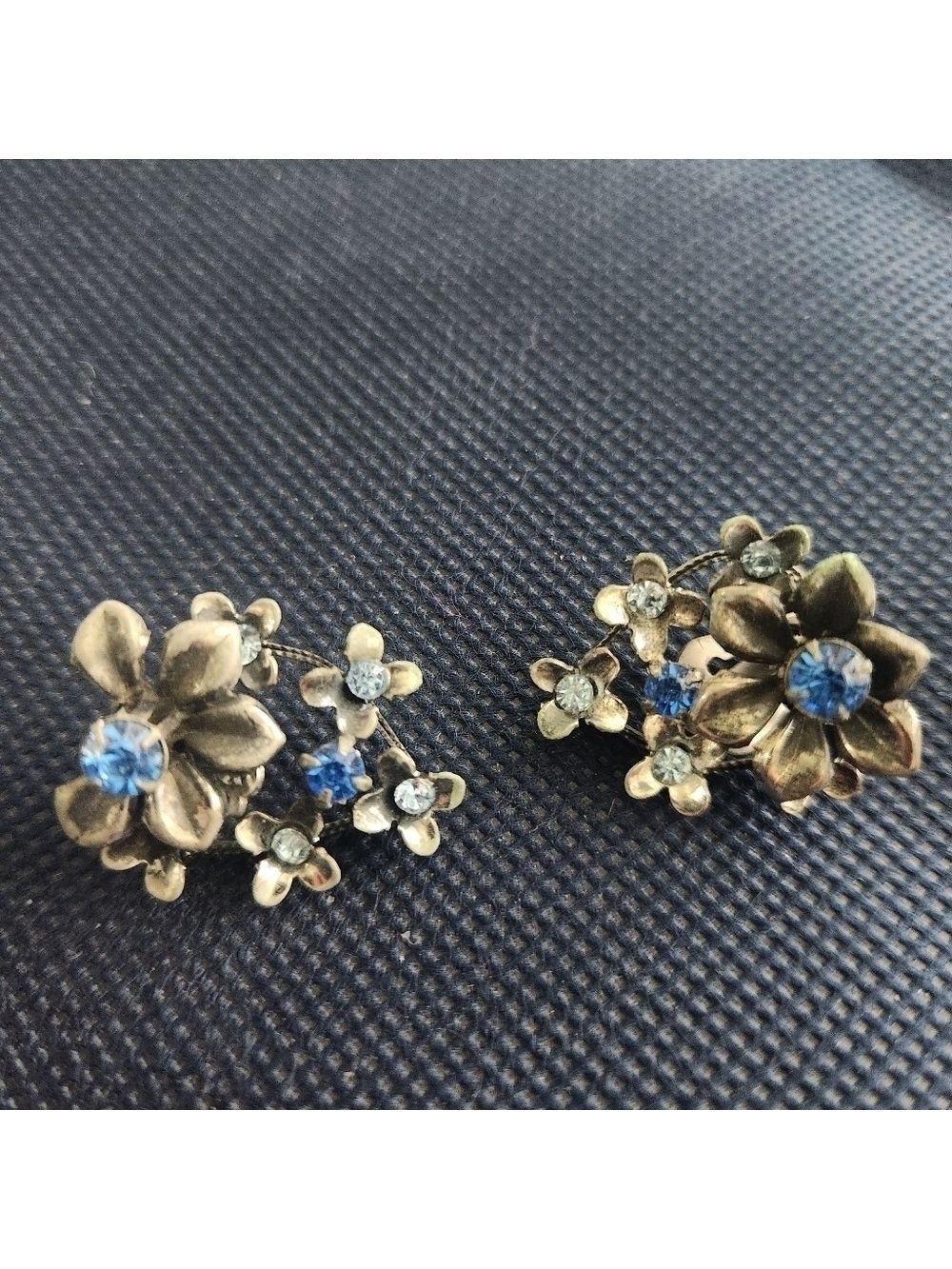 Vintage floral crystal clip earrings
